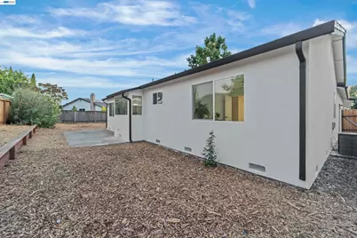 2076 Harte Ct, Fairfield, CA 94533 - Photo 31