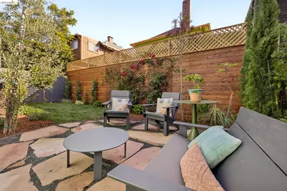 2314 Russell St, Berkeley, CA 94705 - Photo 47