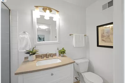20114 Normandy Ct, Castro Valley, CA 94546 - Photo 21