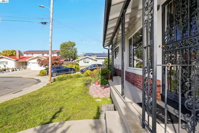 20114 Normandy Ct, Castro Valley, CA 94546 - Photo 61