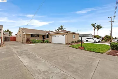 15738 Via Seco, San Lorenzo, CA 94580 - Photo 1