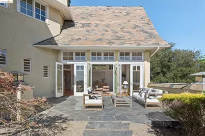 13145 Skyline Blvd, Oakland, CA 94619 - Photo 17