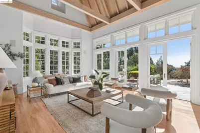 13145 Skyline Blvd, Oakland, CA 94619 - Photo 13