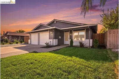 1051 Locust Ave, Manteca, CA 95337 - Photo 43