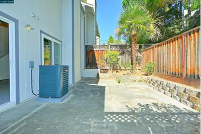 2416 Willow Tree Lane, Martinez, CA 94553 - Photo 3