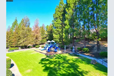2416 Willow Tree Lane, Martinez, CA 94553 - Photo 57