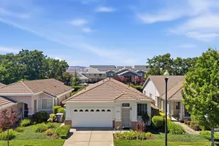 218 Bartlett Ln, Vacaville, CA 95687 - Photo 1