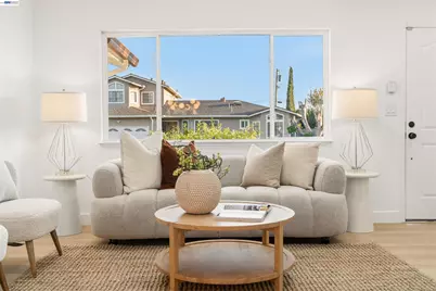 8035 Holanda Ln, Dublin, CA 94568 - Photo 9