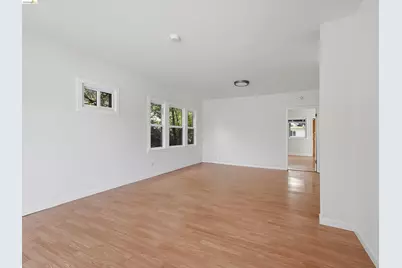 3832 38th Ave, Oakland, CA 94619 - Photo 5