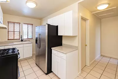 2520 62nd Ave, Oakland, CA 94605 - Photo 11