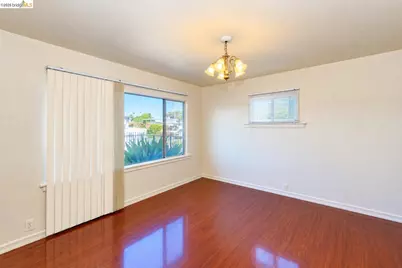 2520 62nd Ave, Oakland, CA 94605 - Photo 5