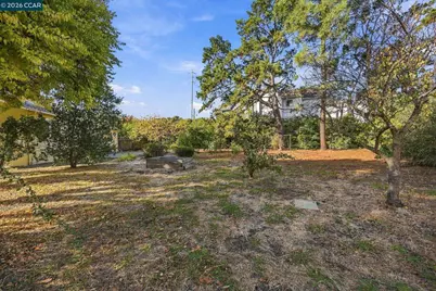 1942 Almond Ave, Walnut Creek, CA 94596 - Photo 13