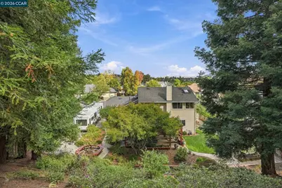 311 Meadowood Ct, Pleasant Hill, CA 94523 - Photo 41
