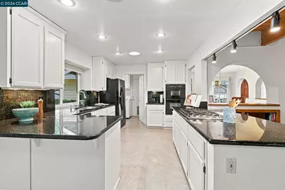 311 Meadowood Ct, Pleasant Hill, CA 94523 - Photo 17