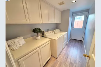 2965 Meridien Cir, Union City, CA 94587 - Photo 19
