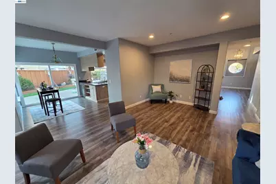 2965 Meridien Cir, Union City, CA 94587 - Photo 9