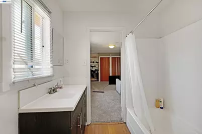 37062 Locust St, Newark, CA 94560 - Photo 15