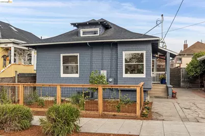 662 65th St, Oakland, CA 94609 - Photo 5