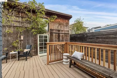 662 65th St, Oakland, CA 94609 - Photo 37