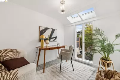 662 65th St, Oakland, CA 94609 - Photo 23
