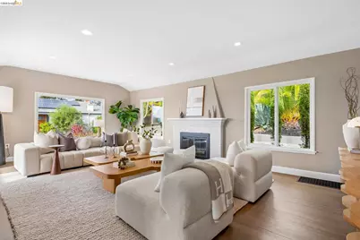 800 Glendome Cir, Oakland, CA 94602 - Photo 5