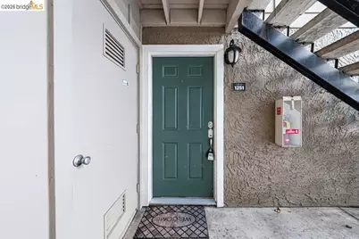 1251 Lakeview Cir, Pittsburg, CA 94565 - Photo 3