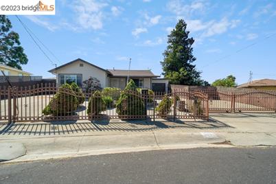 2513 Kevin Rd - Photo 1