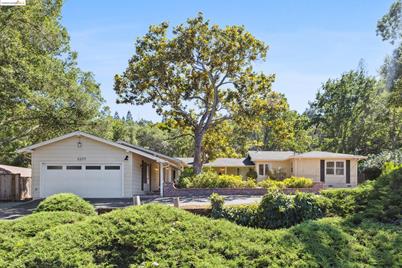 3277 Glenside Dr, Lafayette, CA 94549 - Photo 1