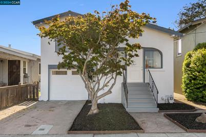 535 33rd St, Richmond, CA 94804 - Photo 1