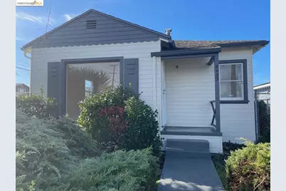 8933 D St, Oakland, CA 94621 - Photo 1