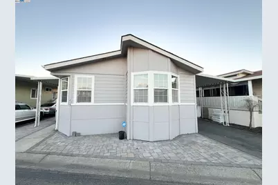 1200 Winton Ave #215, Hayward, CA 94545 - Photo 1