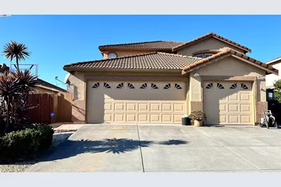 2237 Garnet Dr, Vallejo, CA 94591 - Photo 1
