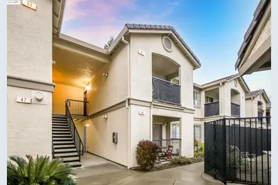 2001 Eastwood Dr #48, Vacaville, CA 95687 - Photo 1