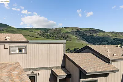 807 Vista Heights Rd, El Cerrito, CA 94530 - Photo 1