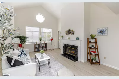 535 Pierce Street #2310, Albany, CA 94706 - Photo 1
