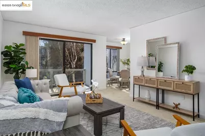 7 Commodore Drive #A351, Emeryville, CA 94608 - Photo 1