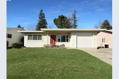 725 Palm Ave, Martinez, CA 94553 - Photo 1