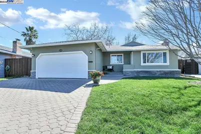 2398 Eugene Ct, Concord, CA 94518 - Photo 1