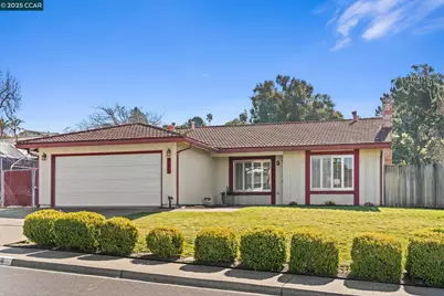 956 Sandpoint Dr, Rodeo, CA 94572 - Photo 1