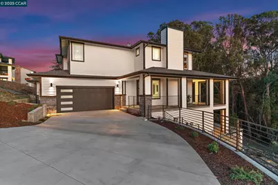 9 Turner Ct, Oakland, CA 94605 - Photo 1