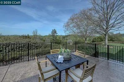 2009 Ptarmigan Dr #2, Walnut Creek, CA 94595 - Photo 1