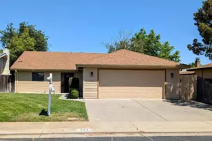 324 Lassen Dr, Lodi, CA 95242 - Photo 1