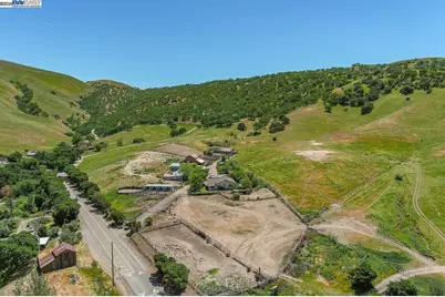 12141 Tesla Rd, Livermore, CA 94550 - Photo 1
