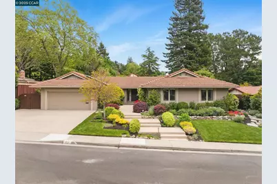 211 Paseo Del Rio, Moraga, CA 94556 - Photo 1