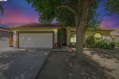 848 La Cresta Ct, Los Banos, CA 93635 - Photo 1