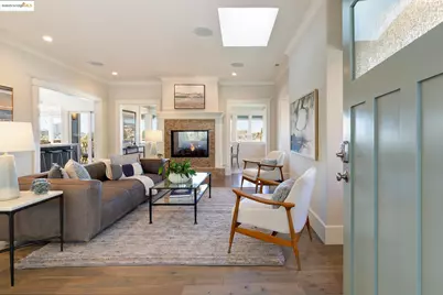 687 Fairmount Ave, Oakland, CA 94611 - Photo 1