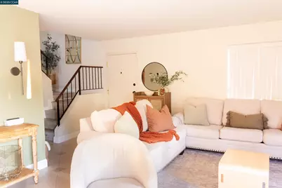 303 Atlas Dr #4, Hercules, CA 94547 - Photo 1