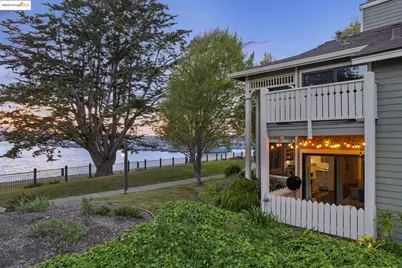 151 Lakeshore Ct, Richmond, CA 94804 - Photo 1