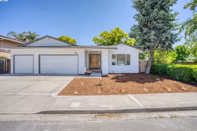 3974 Churchill Dr, Pleasanton, CA 94588 - Photo 1