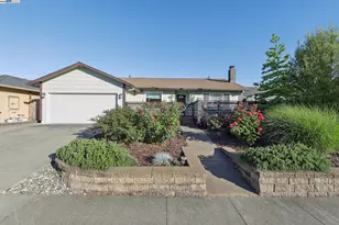 1644 Sarkesian, Petaluma, CA 94954 - Photo 1